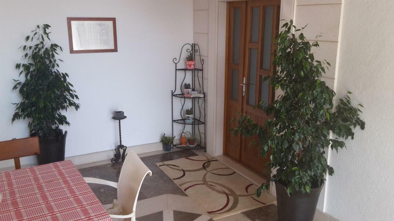 As Brela Hotel Exterior foto